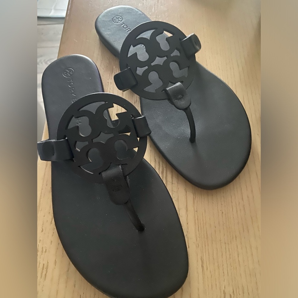 Brand new, wore a few times, too big